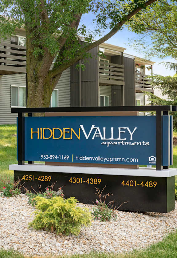 BLVD Apartments in Savage, MN | Hidden Valley | Home